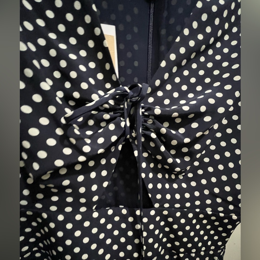 MICHAEL KORS COLLECTION NWT Classic Dot Crepe De Chine Tie-Front Romper size 0 - Picture 9 of 16